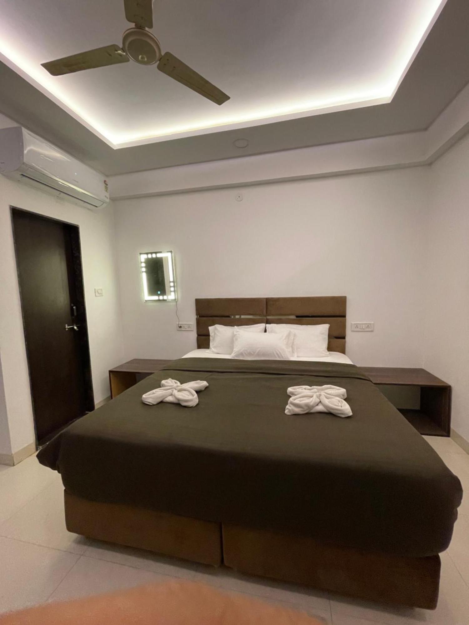 Hotel Kiwi Inn Vijaynagar Scheme 78 Indore Extérieur photo