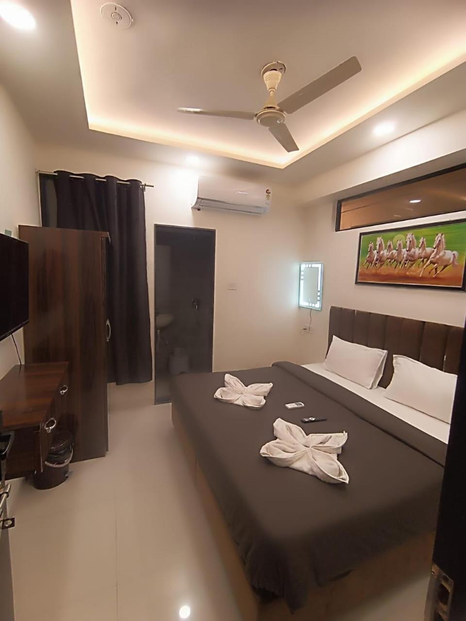 Hotel Kiwi Inn Vijaynagar Scheme 78 Indore Extérieur photo